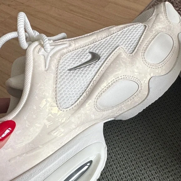 Nike Women's Air Max Muse